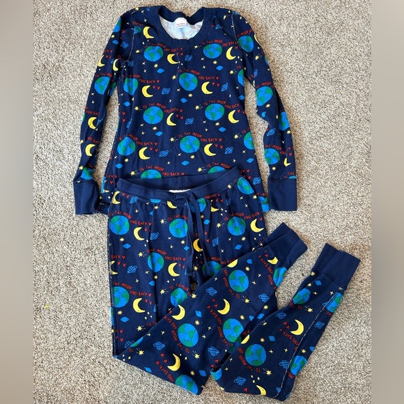Hanna Anderson 100% organic cotton PJ set. Soft and thick. EUC. Size S big kid - Picture 1 of 8